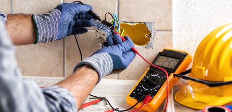 Local Electricians Guide to Boost Leads and Win Repeat Customers
