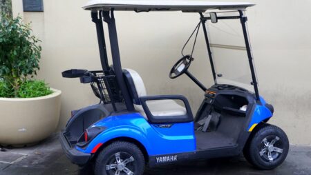 Blue Yamaha Golf Cart