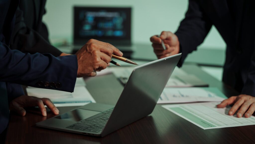 Important Advice for the “Sandwich Generation” from Birch Hill Wealth Advisors