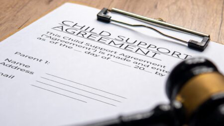 Child support agreement with gavel