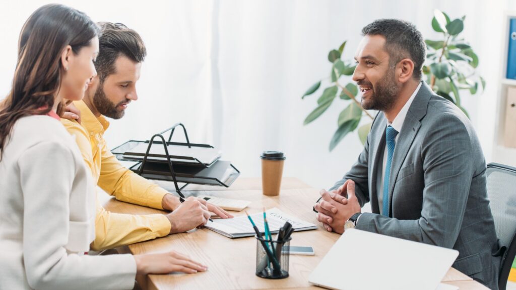 Financial Tips for a Fresh Start: Why Working With a Financial Advisor Matters