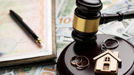 Gavel and rings property management during divorce