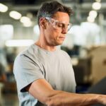 10 Eye-Healthy Habits to Bring Into 2026