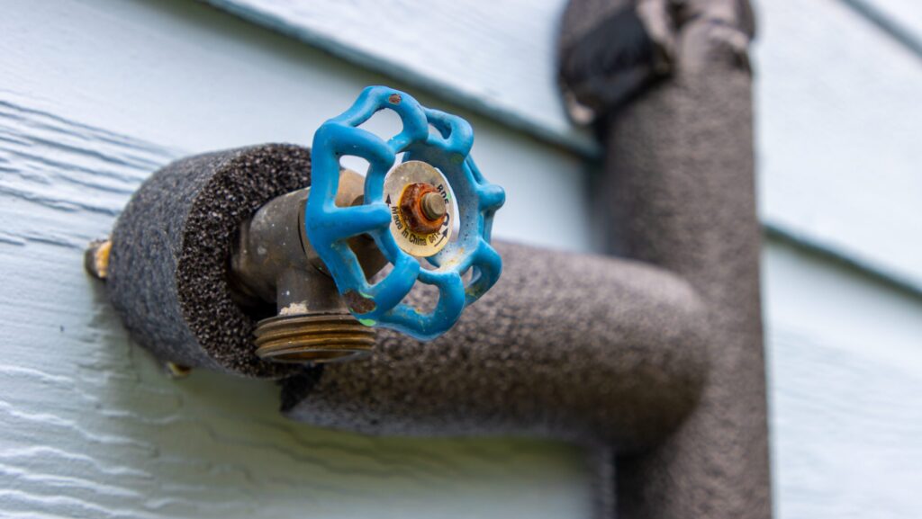 Freeze Fighters: How to Protect Your Pipes Before the Cold Sets In