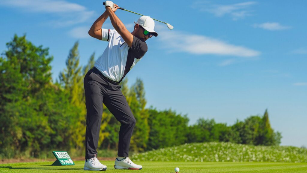 Is Golf Wrecking Your Knee?