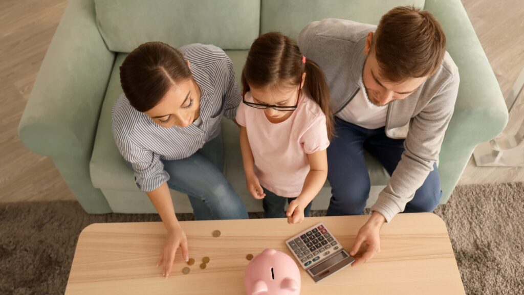 Raising Financially Savvy Kids: Simple Lessons You Can Teach Today