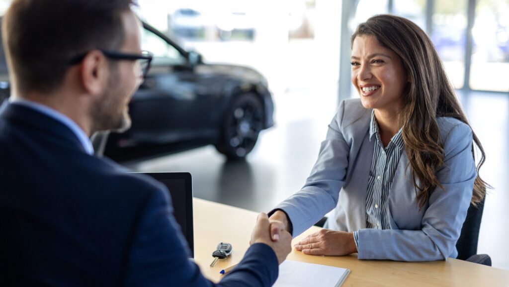 Cash or Loan? The Smart Way to Finance Your Next Vehicle