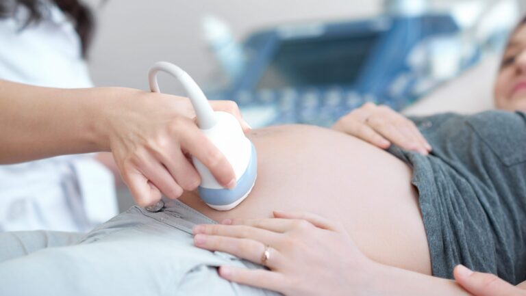 Ultrasounds Help New Moms Thrive