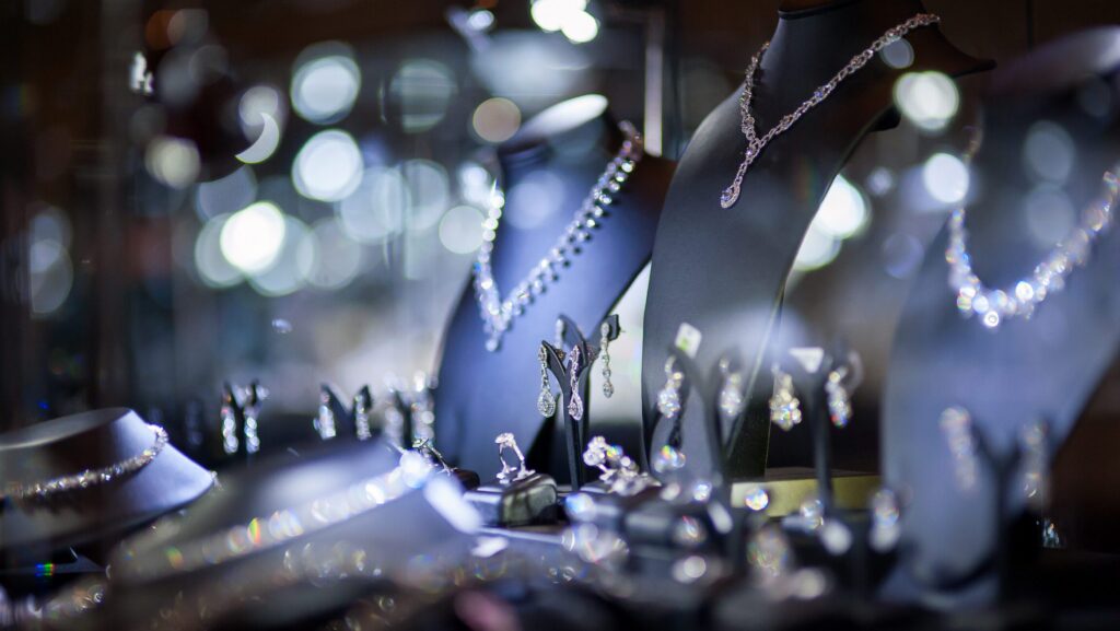 Beyond the Heart: Meaningful Jewelry That Tells a Love Story