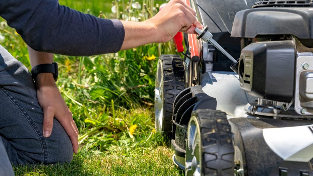 10 Winter Tips for Your Lawn Mower from Bethel Power Equipment