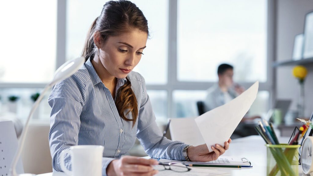 Why More Women Are Firing Their Wealth Managers