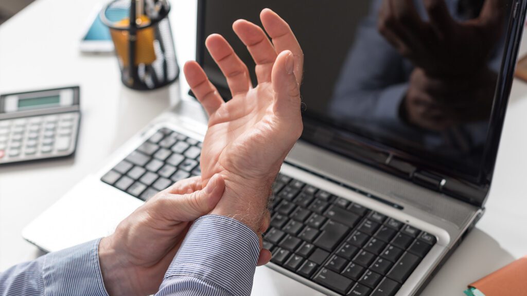 Carpal Tunnel Syndrome: What it is and How to Protect Your Hands