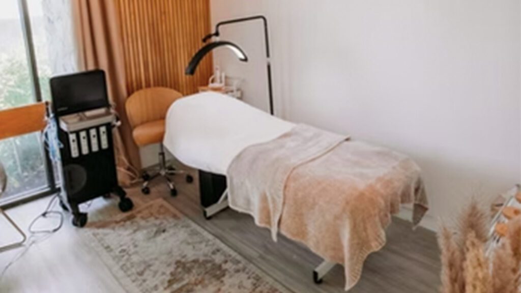 HydraFacial™: The Gold Standard for Radiant, Clear Skin