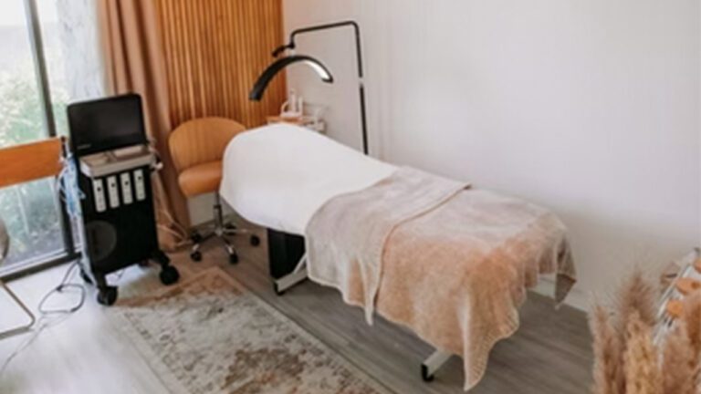 HydraFacial™: The Gold Standard for Radiant, Clear Skin