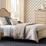 La-Z-Boy Home Furnishings & Decor