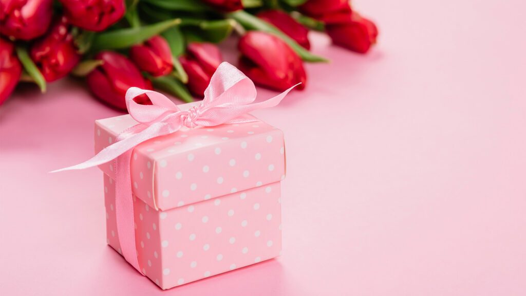 Gifts that Glow: Why Beauty Services Make The Perfect Valentine’s Present