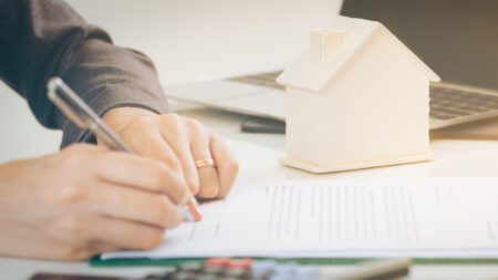 Real estate agent contract