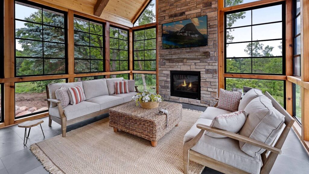 Expanding Your Home with a Three- or Four-Season Sunroom