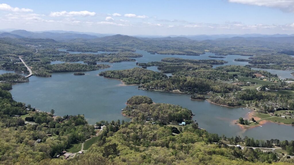 4 Tips for Selling Your Lake Chatuge Home