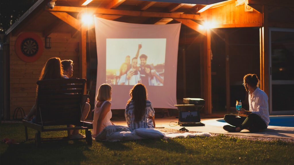 Transform Your Backyard Into an Outdoor Theater Oasis