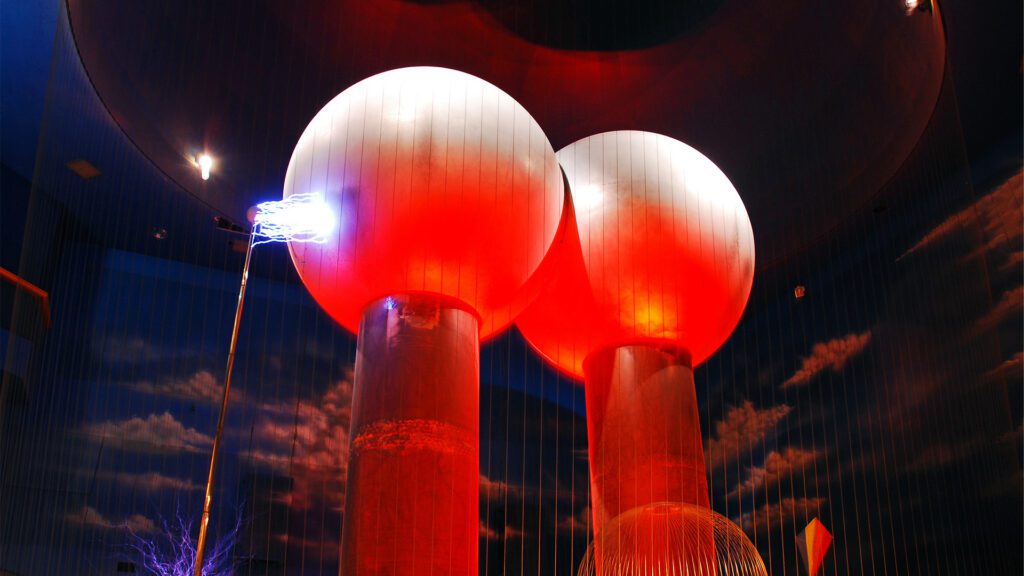 Robert Jemison Van de Graaff: Inventor of High Voltage and Pioneer of Nuclear Physics