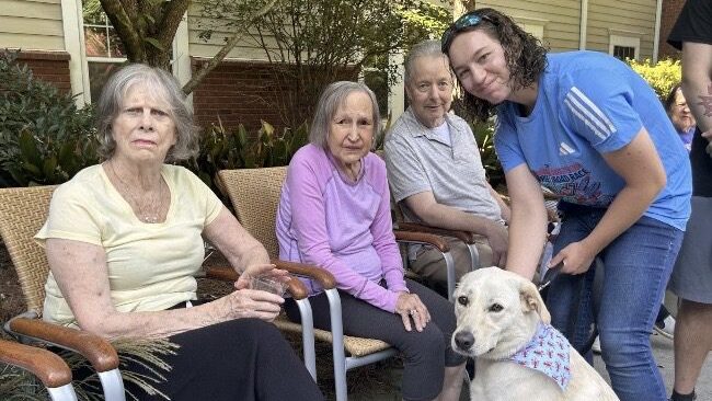 Stepping Outside: How Nature Enriches Senior Living