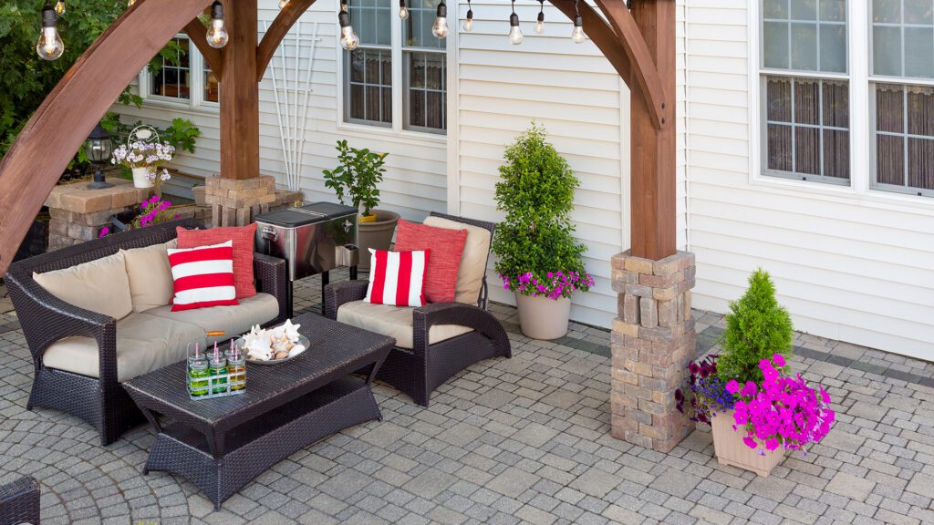 Luxury Outdoor Living in Michigan: A 4-Season Backyard Escape