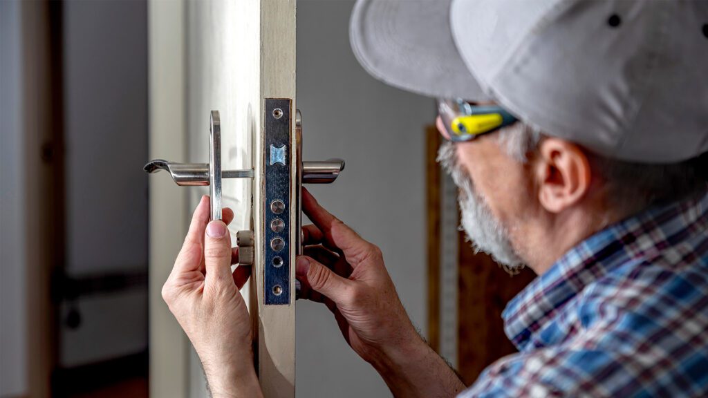 How and When to Find the Right Locksmith