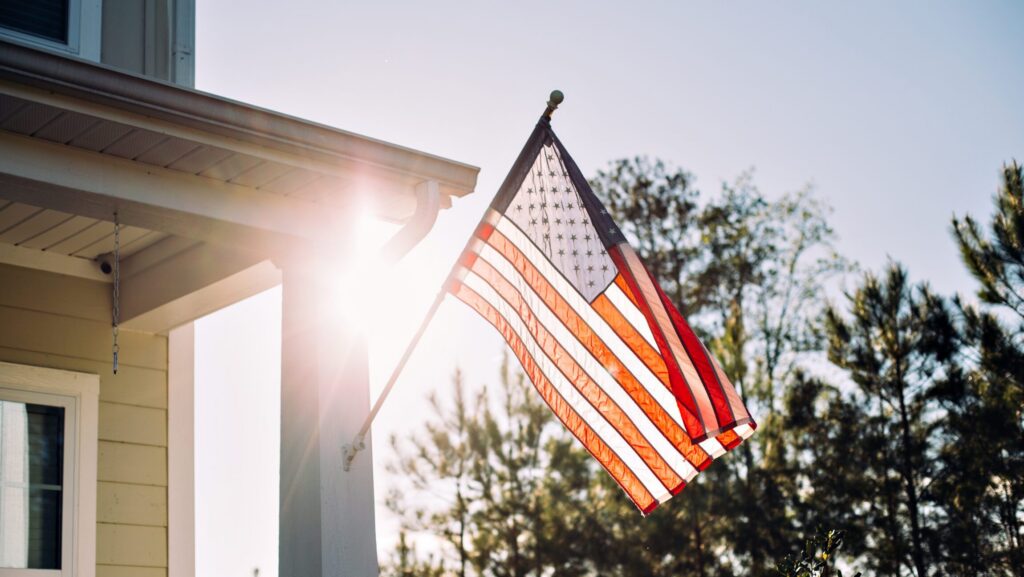 Flag Etiquette: Honoring the Fallen, Honoring the Flag