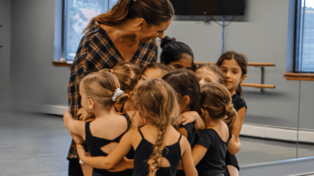 Finding the Right Fit: 5 Tips for Choosing the Dance Studio or Team for You