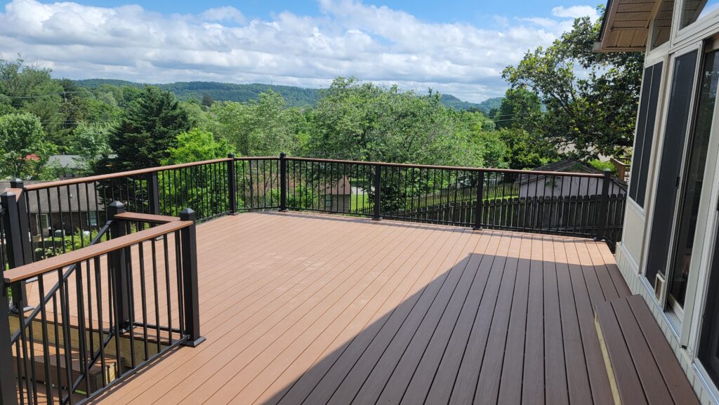 The Low-Maintenance Summer: Why Halls Homeowners are Swapping Wood for Composite