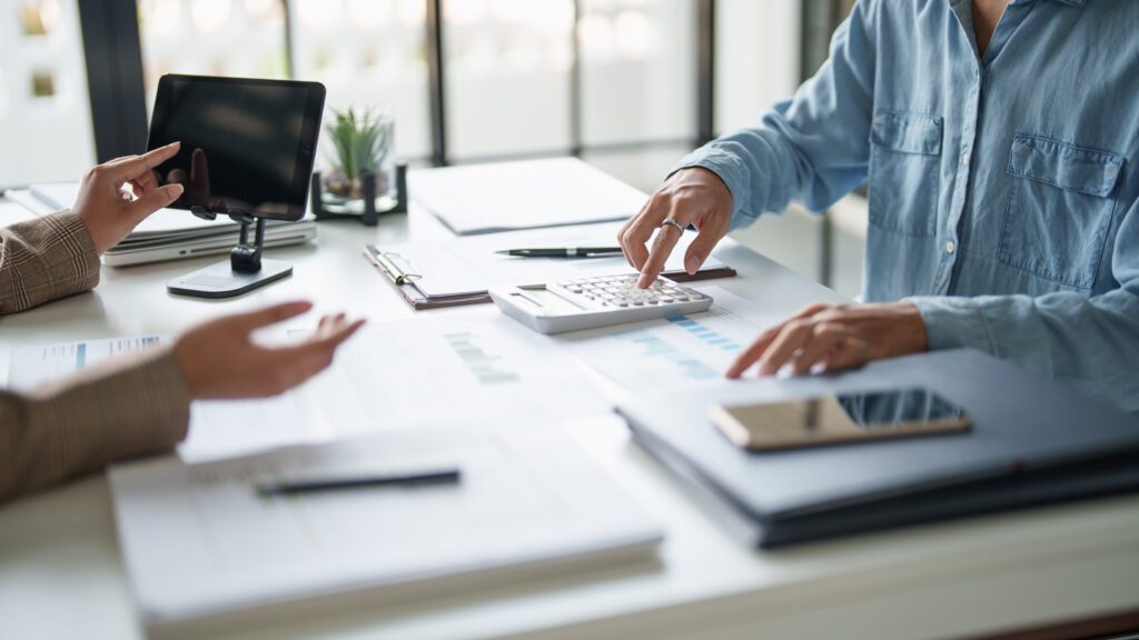 MH: When does it make sense to outsource your accounting?