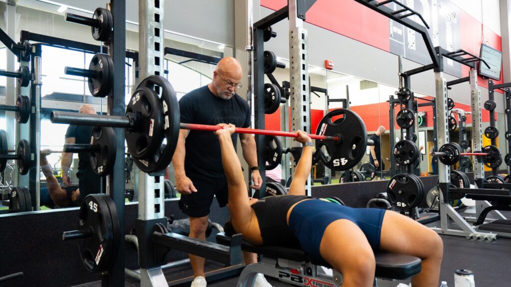 Personal Training vs. Apps: Why Real Guidance Leads to Real Results
