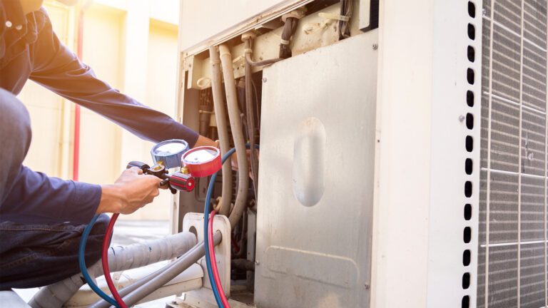Florida Heat Doesn’t Damage Homes All at Once — It Wears Them Down Slowly