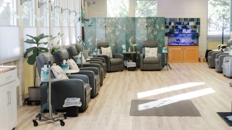 IV Hydration With Vitamins, Nutrients, Antioxidants and NAD