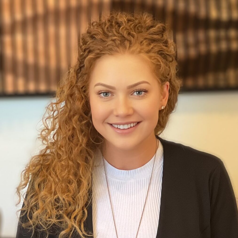 Nicole Hallett