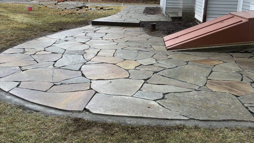 Manufactured Stone vs. Natural Stone: What Homeowners Should Know