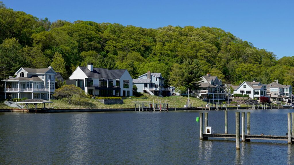 Spring market is heating up! Now is the time to optimize your home’s readiness, standout and sell for top dollar