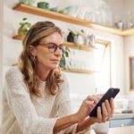A Smarter Reset: Financial Decluttering for Women This Spring