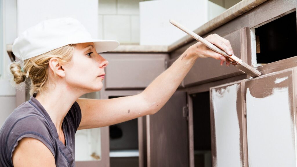 Smart Renovations for Shady Hollow Homes: