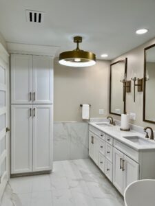 bathroom-reefRunnerImage4