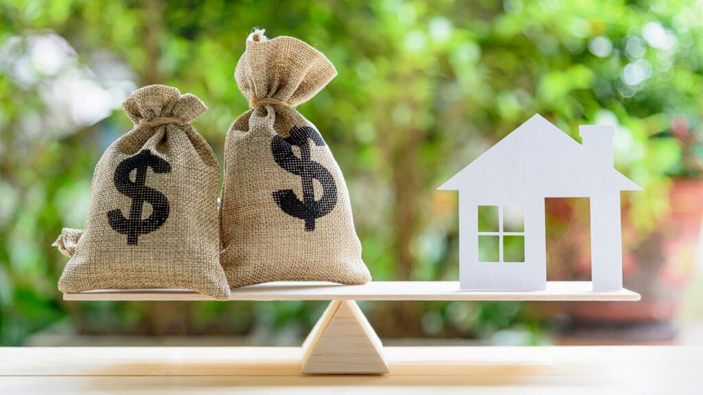 Spring Renovations Made Possible: Using a Home Equity Line of Credit in Illinois