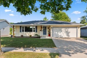01-Middle Coast-Greystone Realty