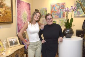 05 Maggie and Hailee-Curators-Mimi's Original Art