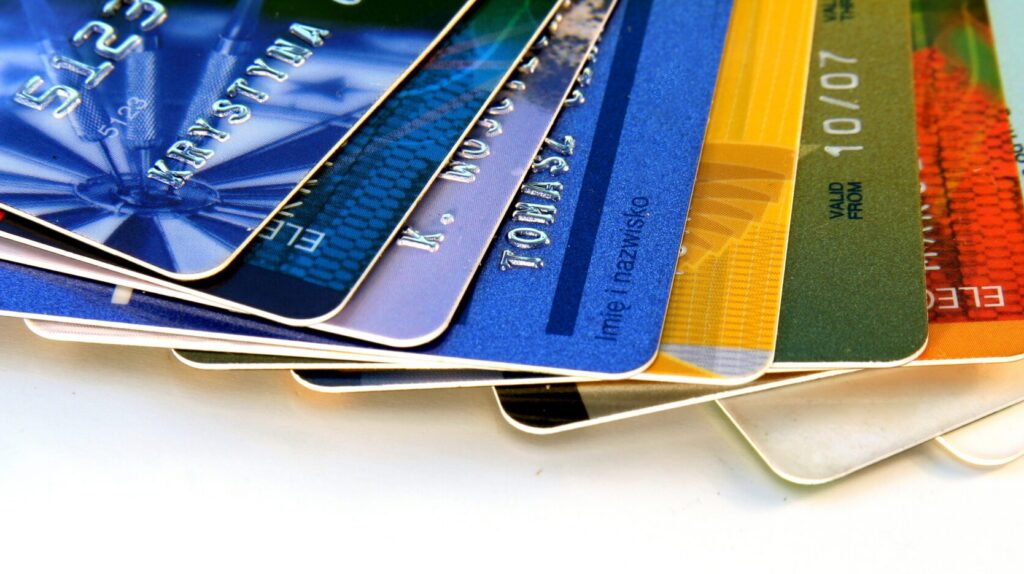 Help Your Graduate Use Credit and Debit Cards Wisely
