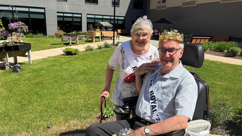 Red Oak Villa Celebrates 20 Years of Community 