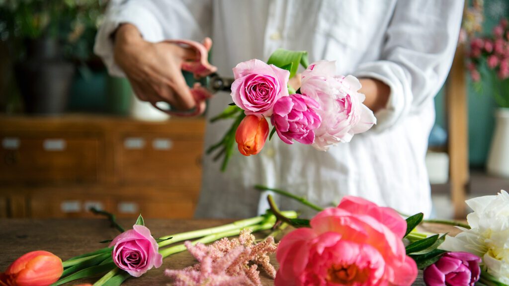 250 Years of Welcoming Beauty: The Journey of Fresh Flowers to Your Home