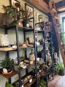 Flower shelf-Samanthas Gardens