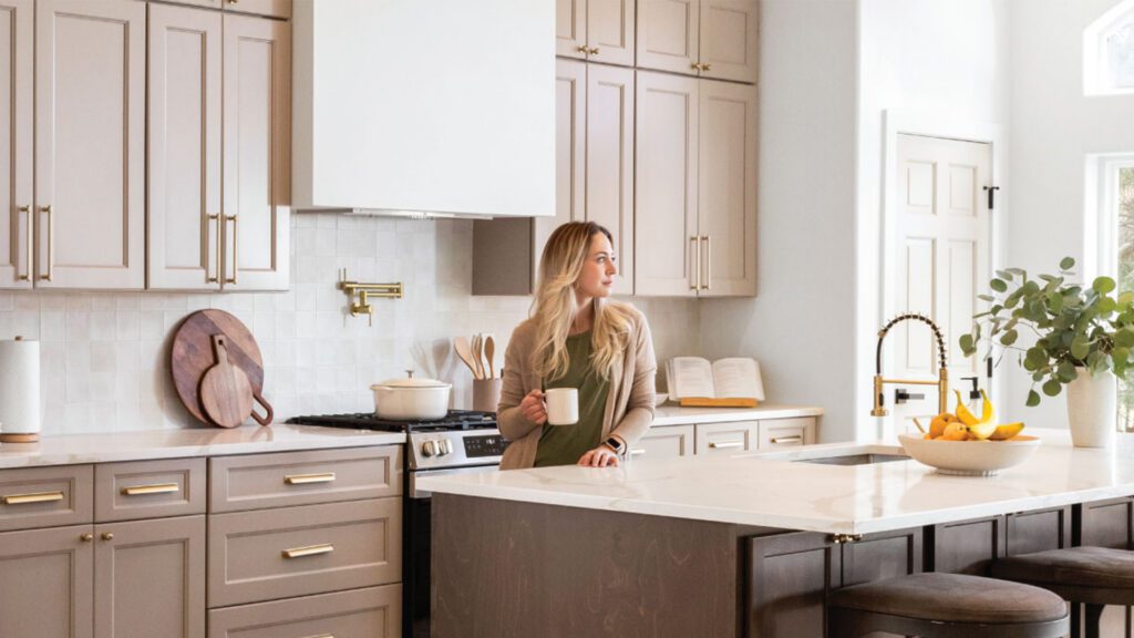 Hidden Luxury for 2026: Kitchen Accessories, Hardware and Smart Storage