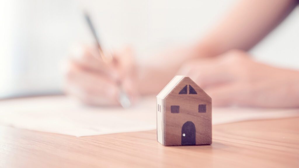Complexity to Closing: How Realtors Navigate Challenging Transactions in a Changing Market